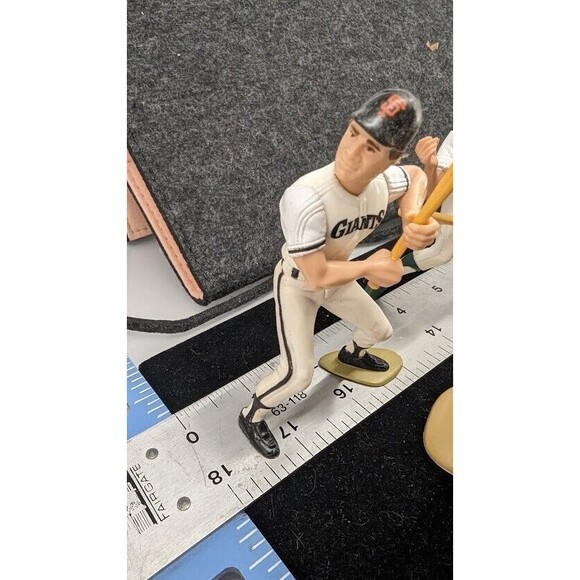 Starting Lineup Figurines (Set of 7) Adjustable MLB, NBA, NFL - Picture 7 of 11